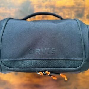 Orvis Trekk Hanging Toiletry Bag Travel Kit Organizer Black Orange Zippers